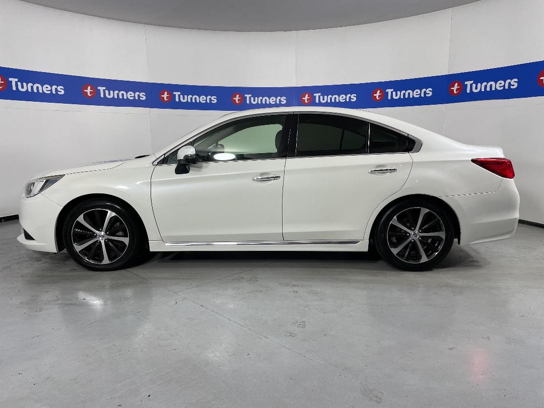 Photo '24' of Subaru Legacy Photo '24' of Subaru Legacy