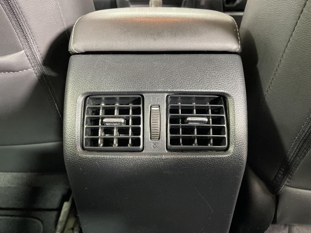 Photo '40' of Subaru Legacy Photo '40' of Subaru Legacy