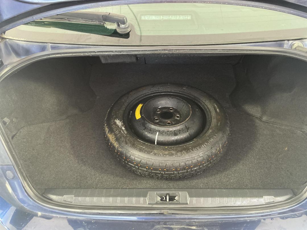 Photo '14' of Subaru Legacy