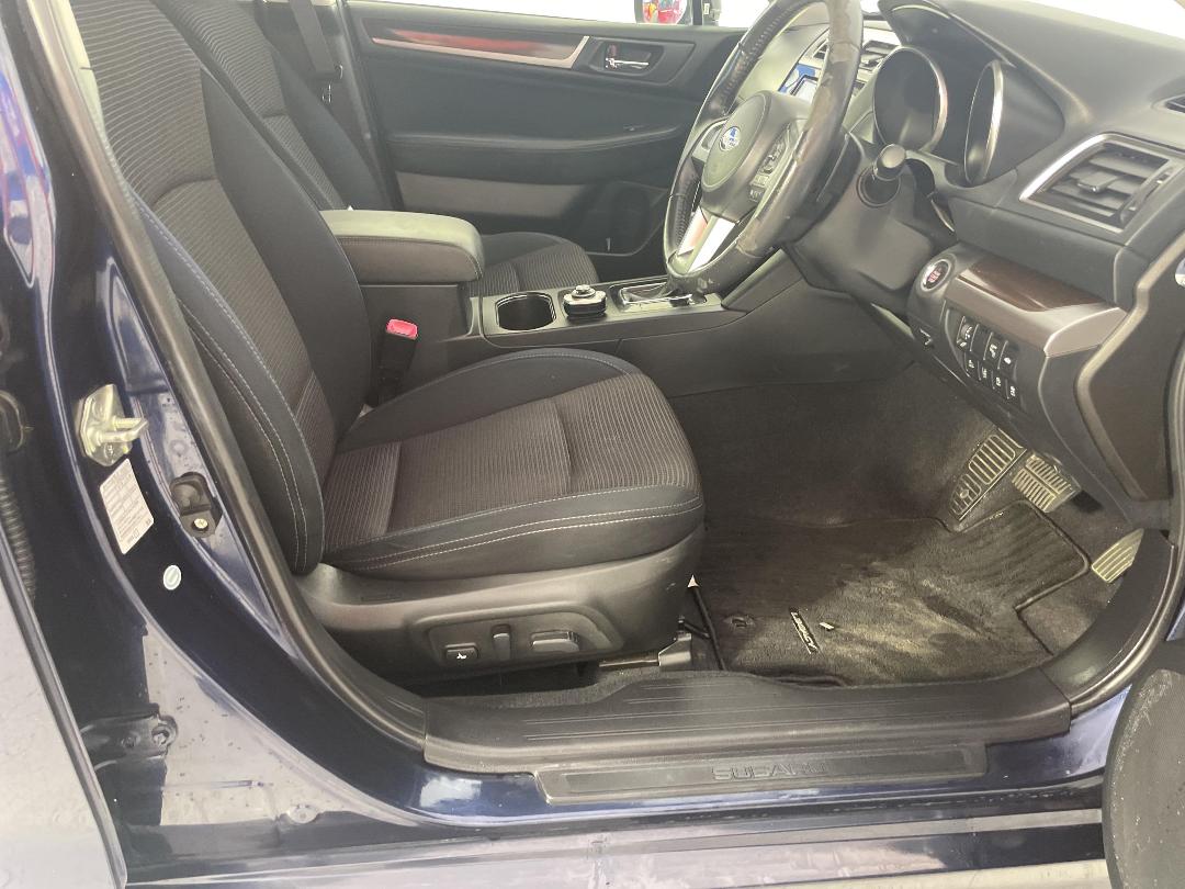 Photo '16' of Subaru Legacy