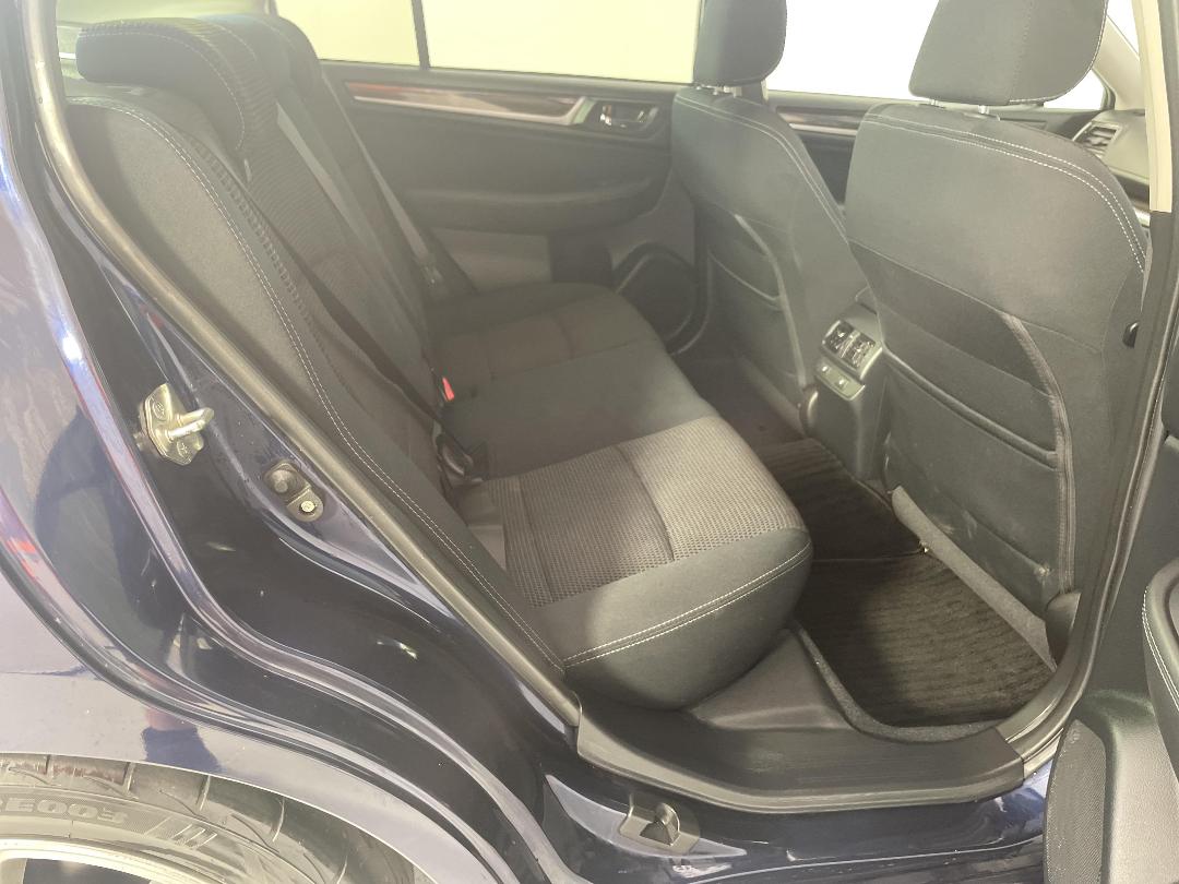 Photo '20' of Subaru Legacy