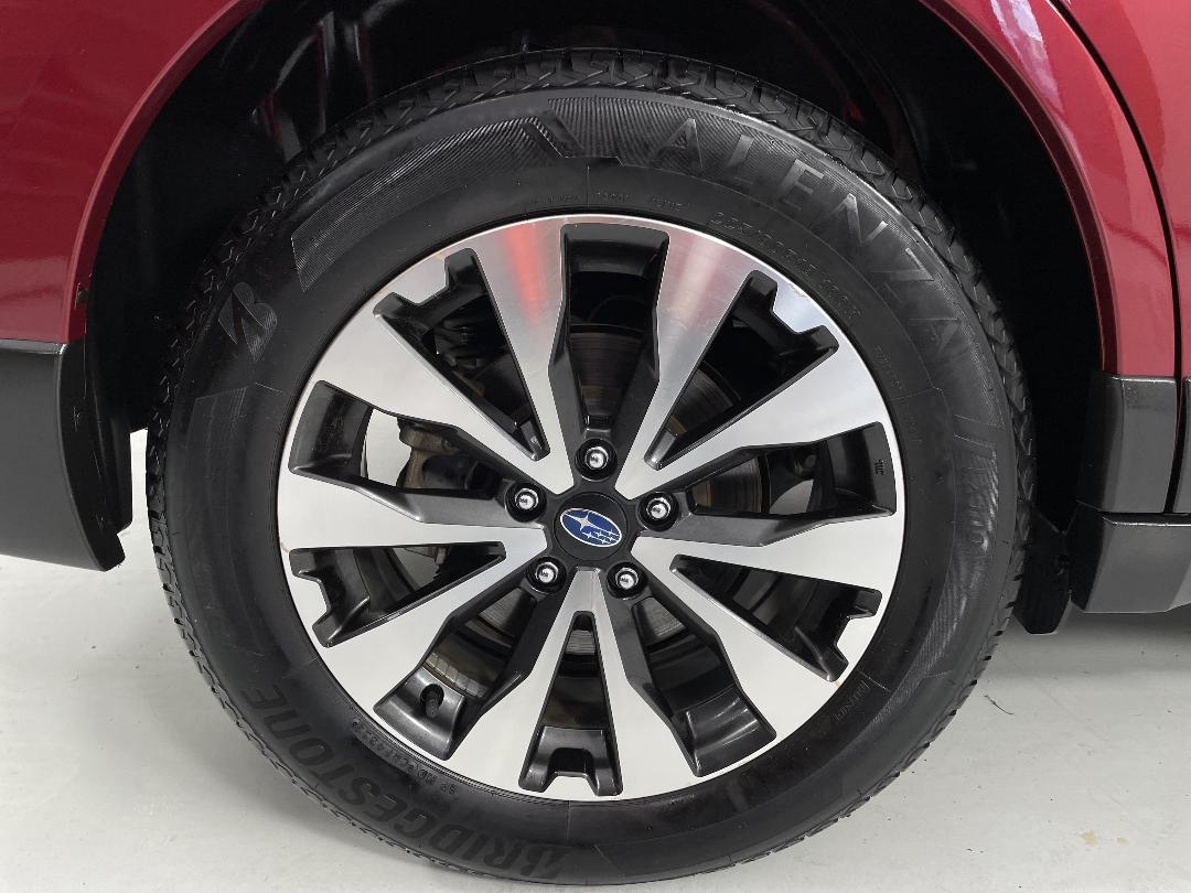 Photo '12' of Subaru Outback