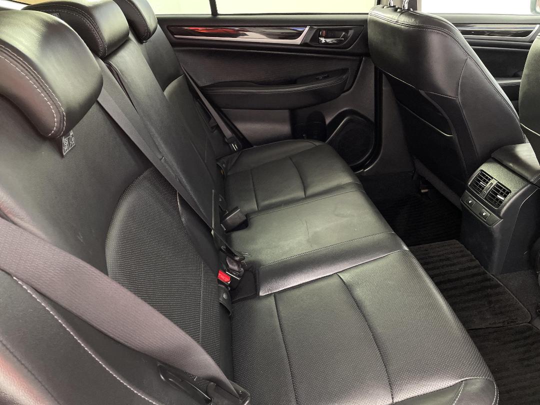 Photo '20' of Subaru Outback