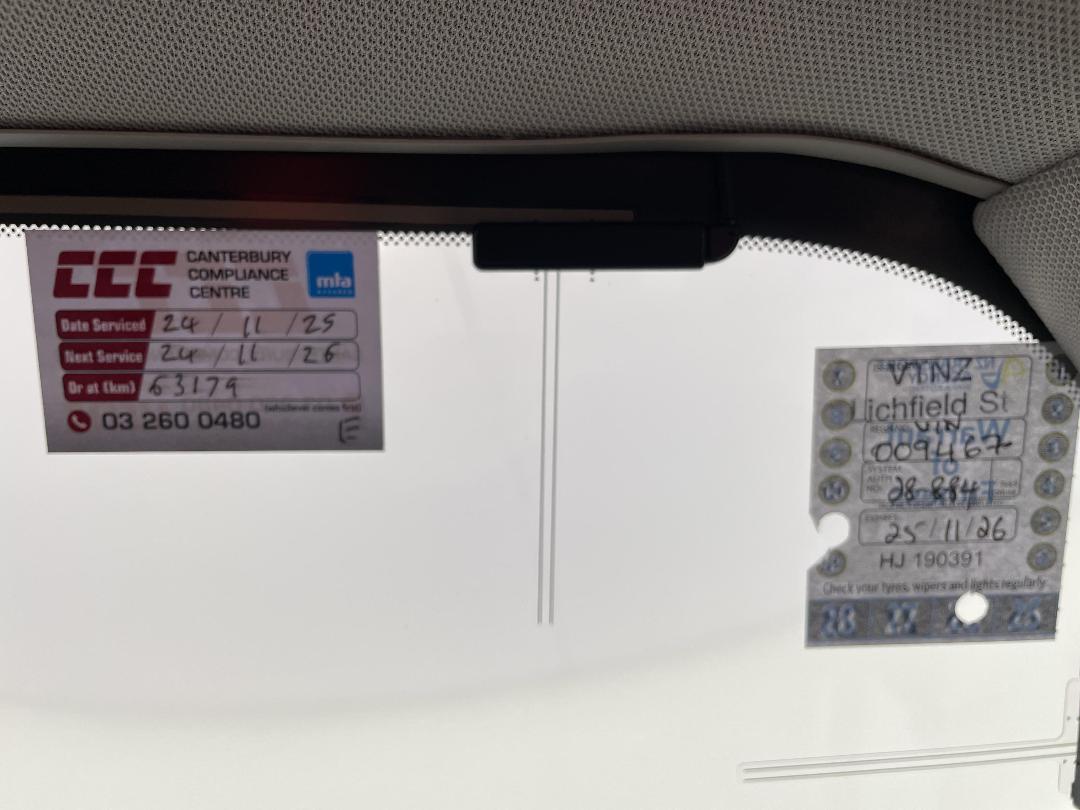 Photo '30' of Subaru Outback