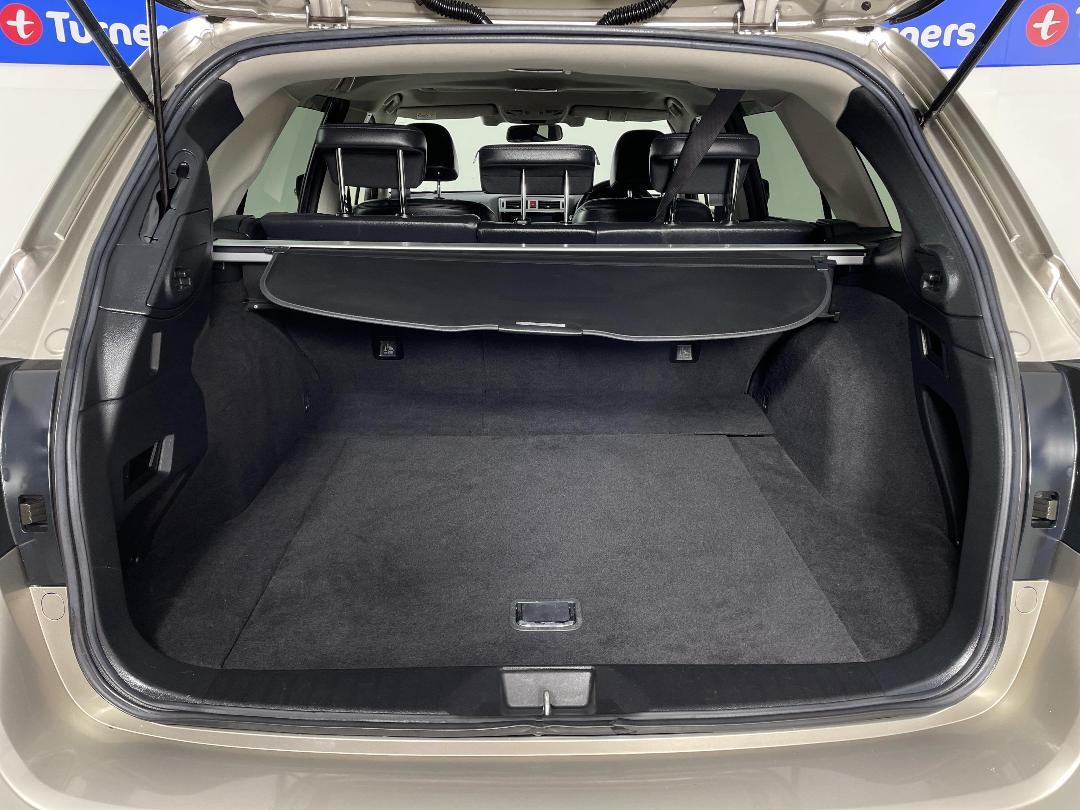 Photo '14' of Subaru Outback Photo '14' of Subaru Outback