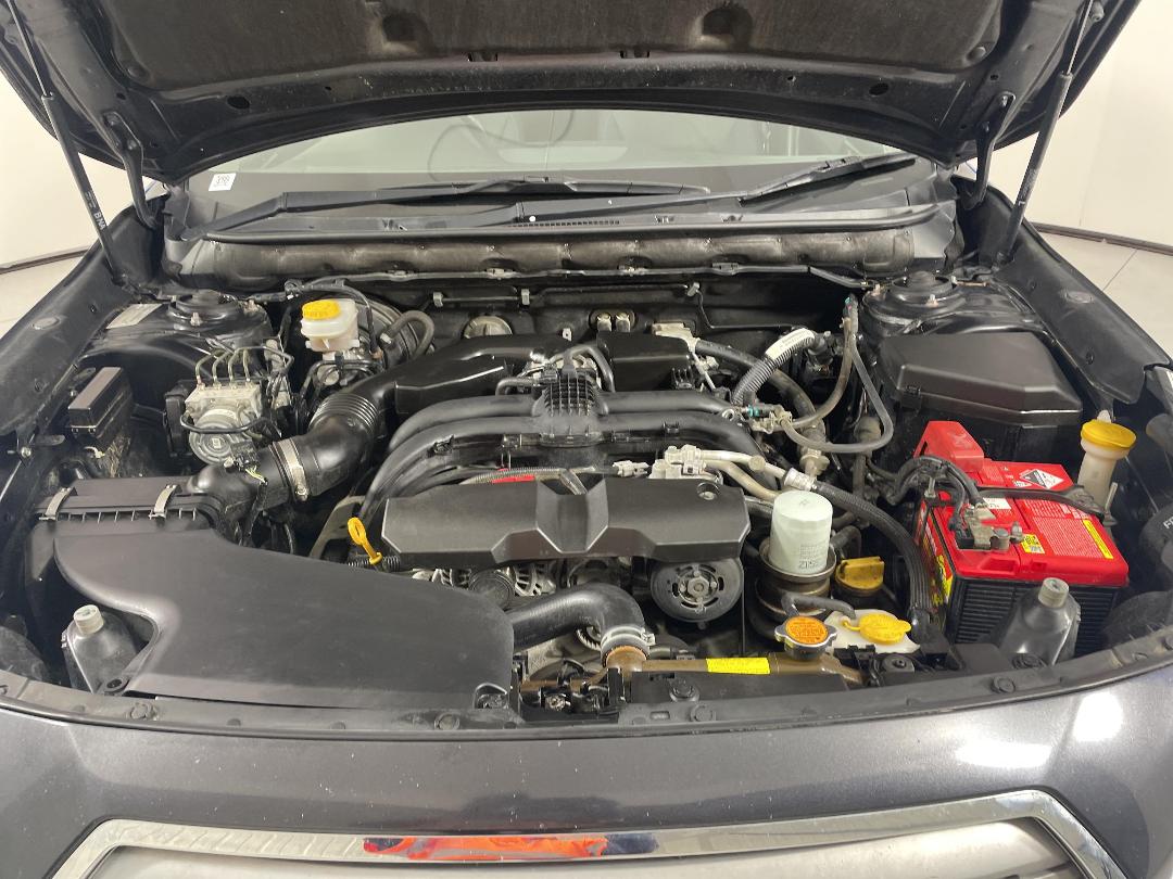 Photo '13' of Subaru Outback