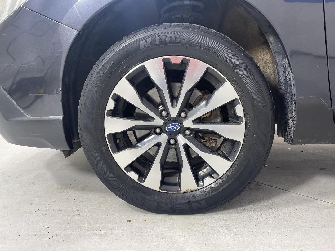 Photo '10' of Subaru Outback