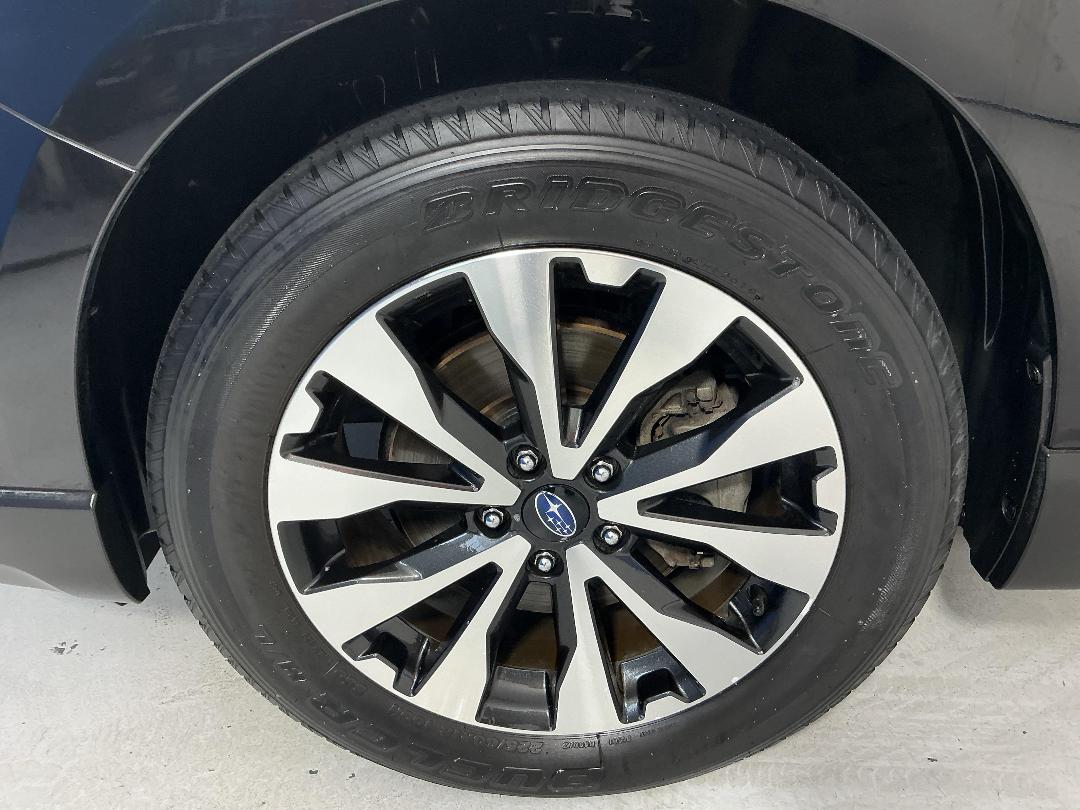 Photo '10' of Subaru Outback