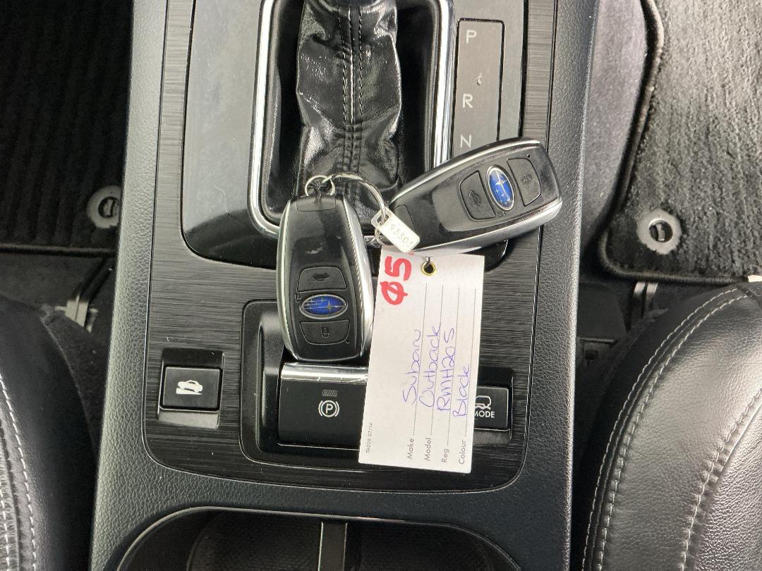 Photo '22' of Subaru Outback