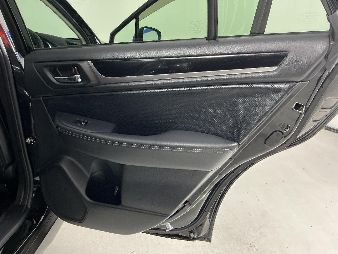 Photo '19' of Subaru Outback