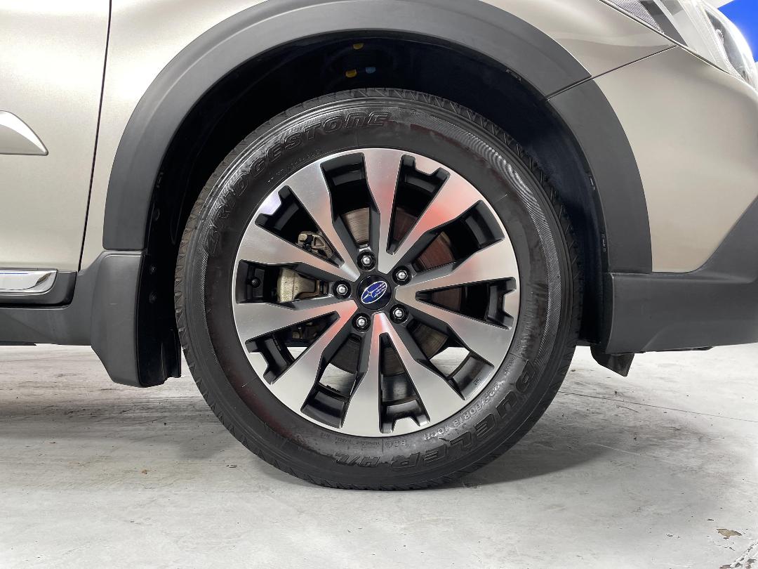 Photo '9' of Subaru Outback