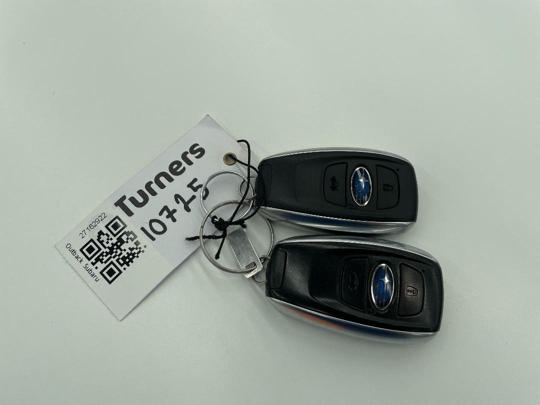 Photo '22' of Subaru Outback