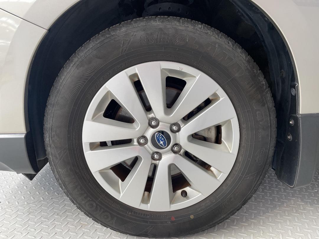 Photo '10' of Subaru Outback