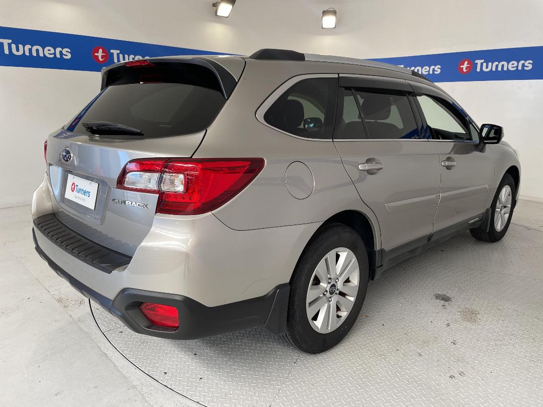 Photo '7' of Subaru Outback