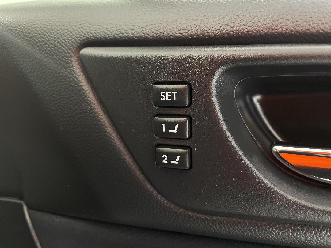 Photo '24' of Subaru Outback