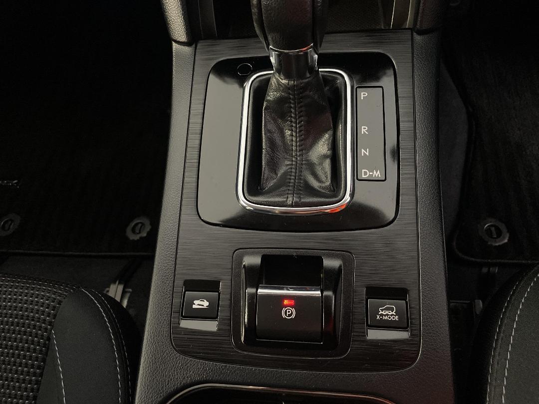 Photo '28' of Subaru Outback