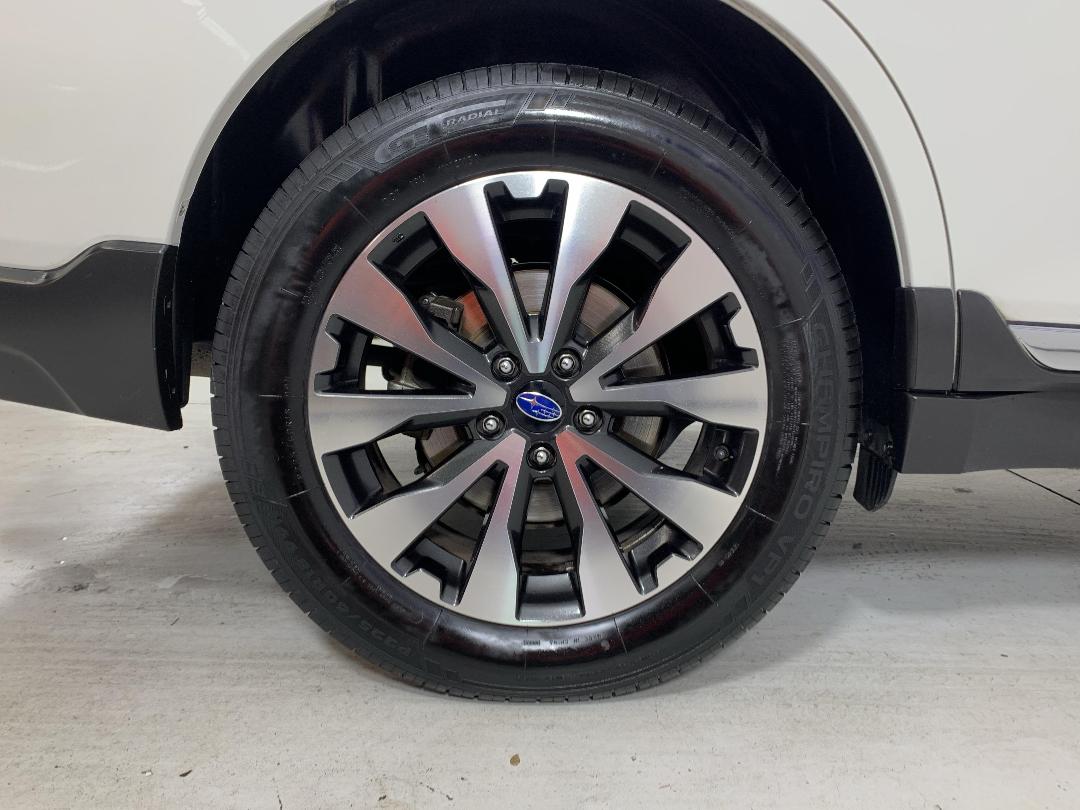 Photo '12' of Subaru Outback