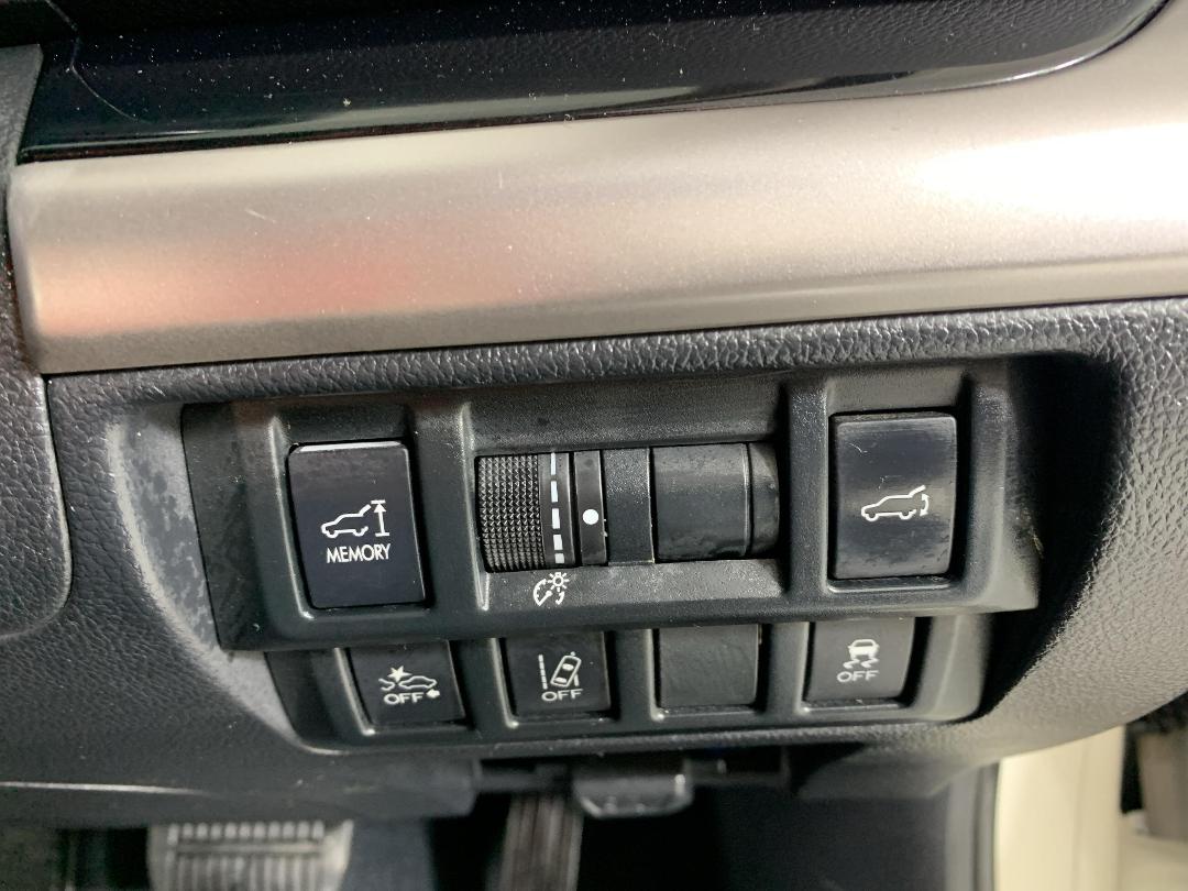 Photo '25' of Subaru Outback