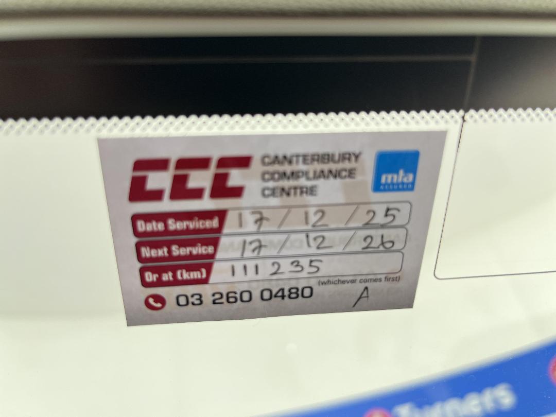 Photo '24' of Subaru Outback