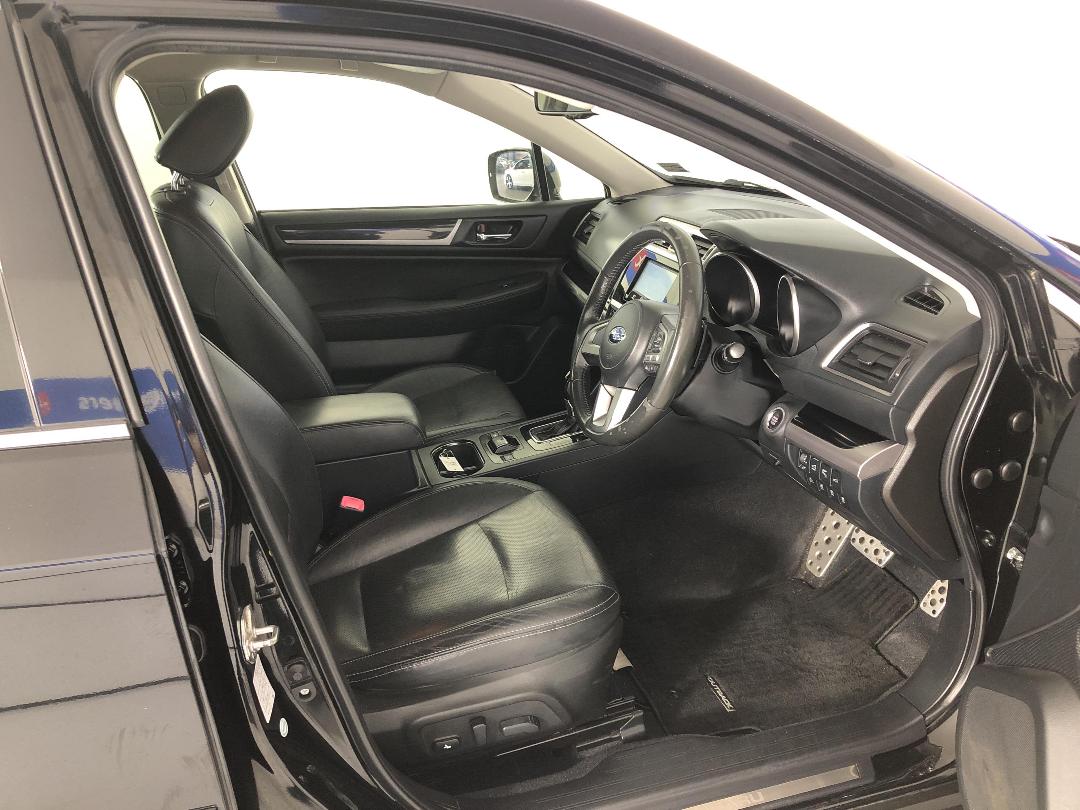 Photo '16' of Subaru Outback