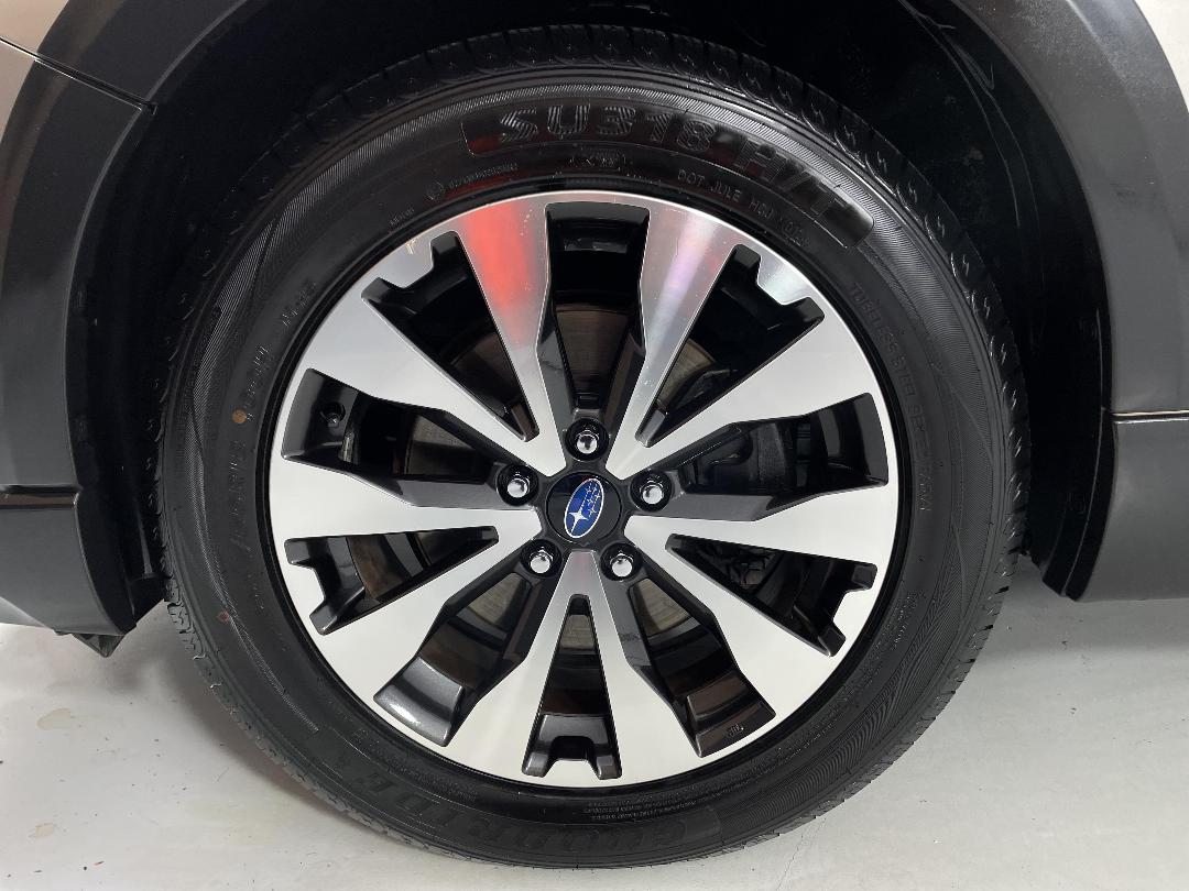 Photo '10' of Subaru Outback