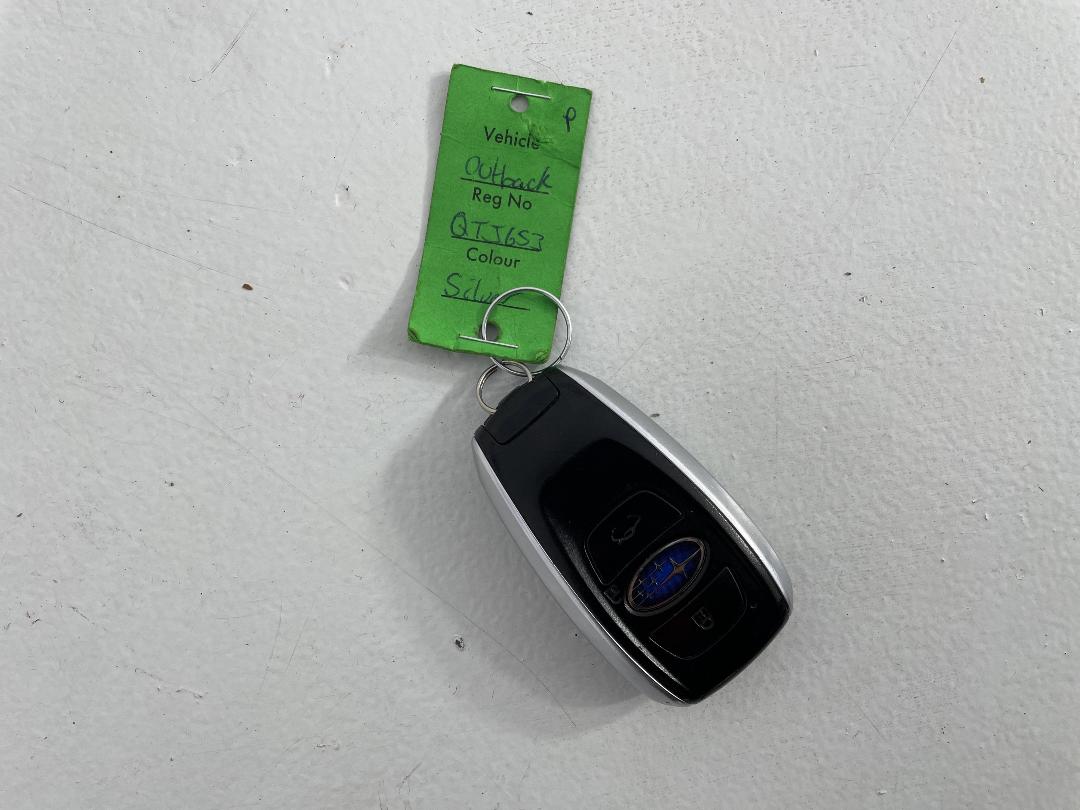 Photo '22' of Subaru Outback