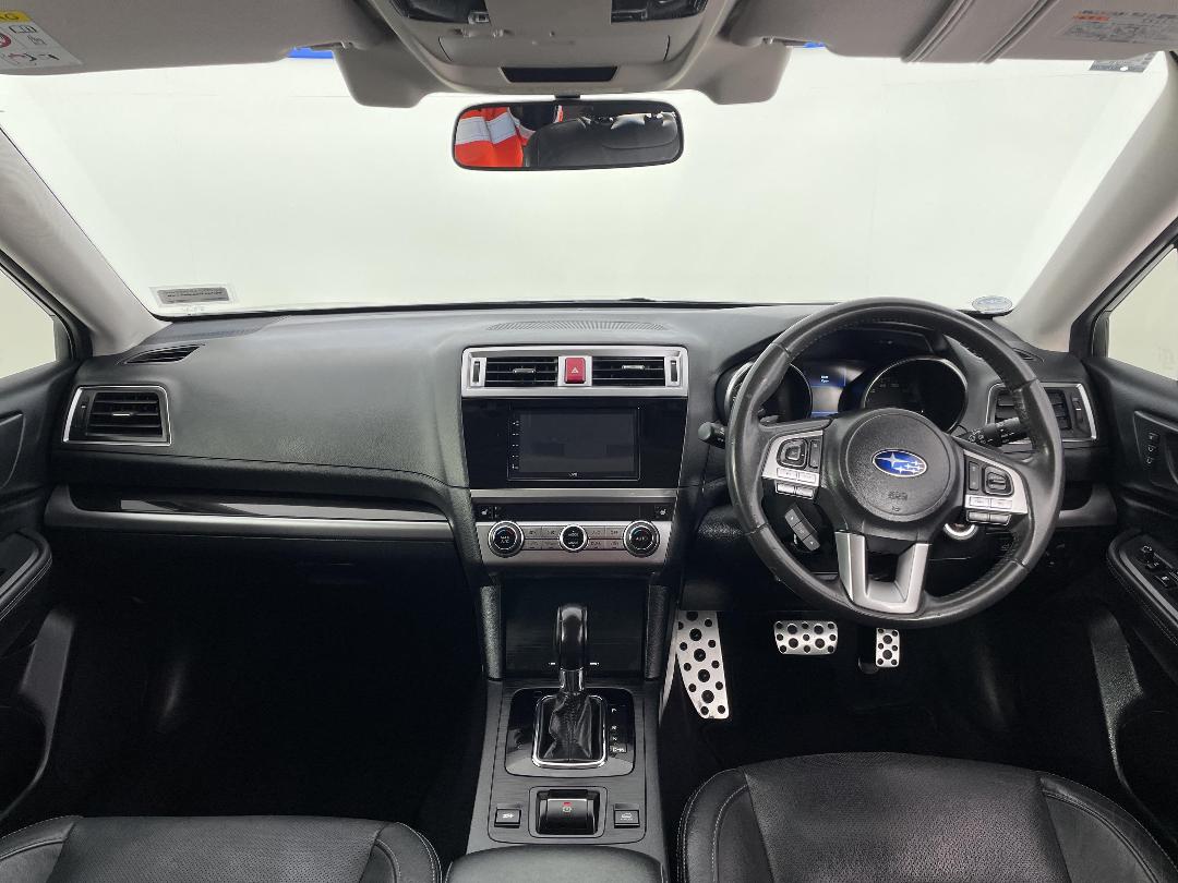 Photo '17' of Subaru Outback