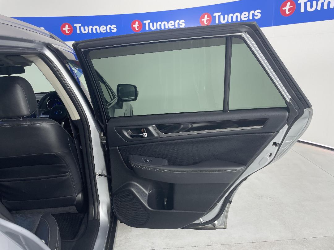 Photo '19' of Subaru Outback