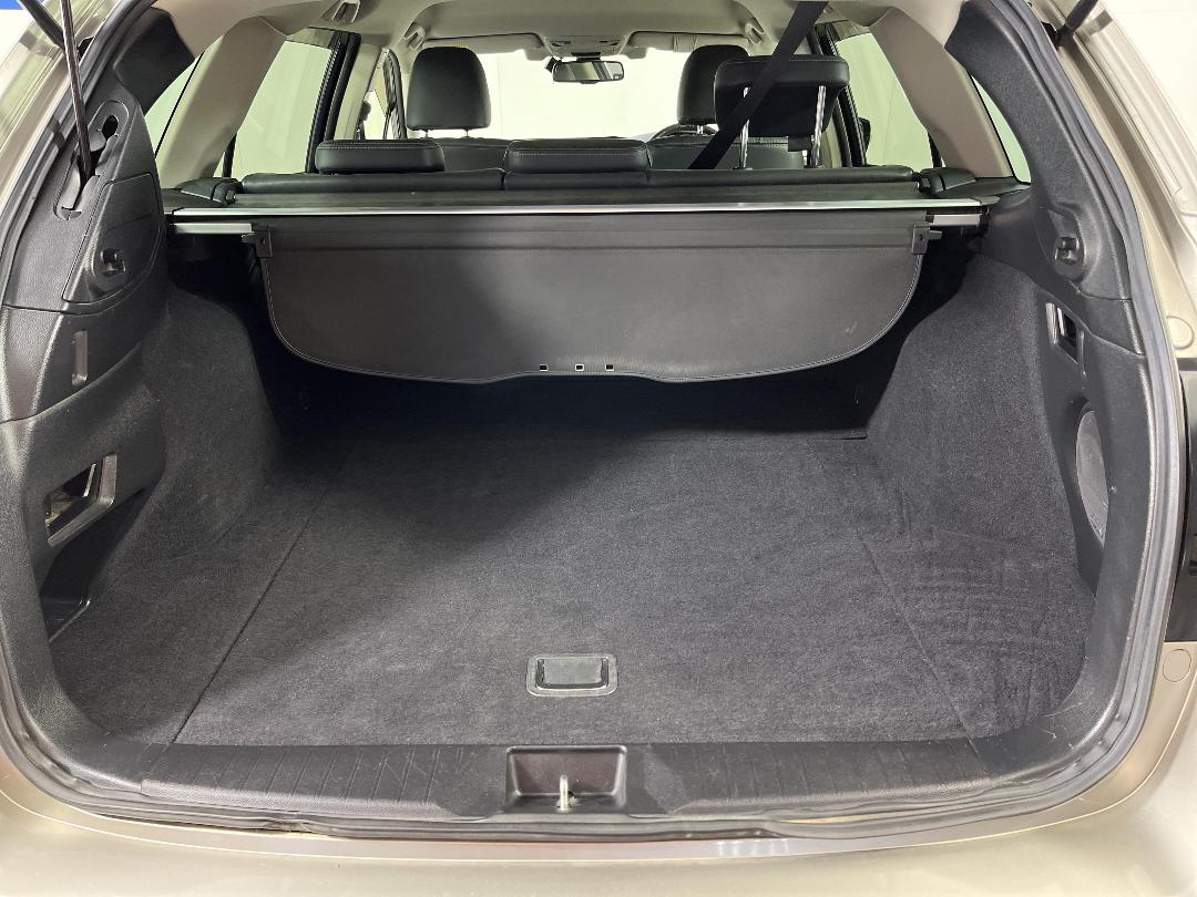 Photo '14' of Subaru Outback Photo '14' of Subaru Outback