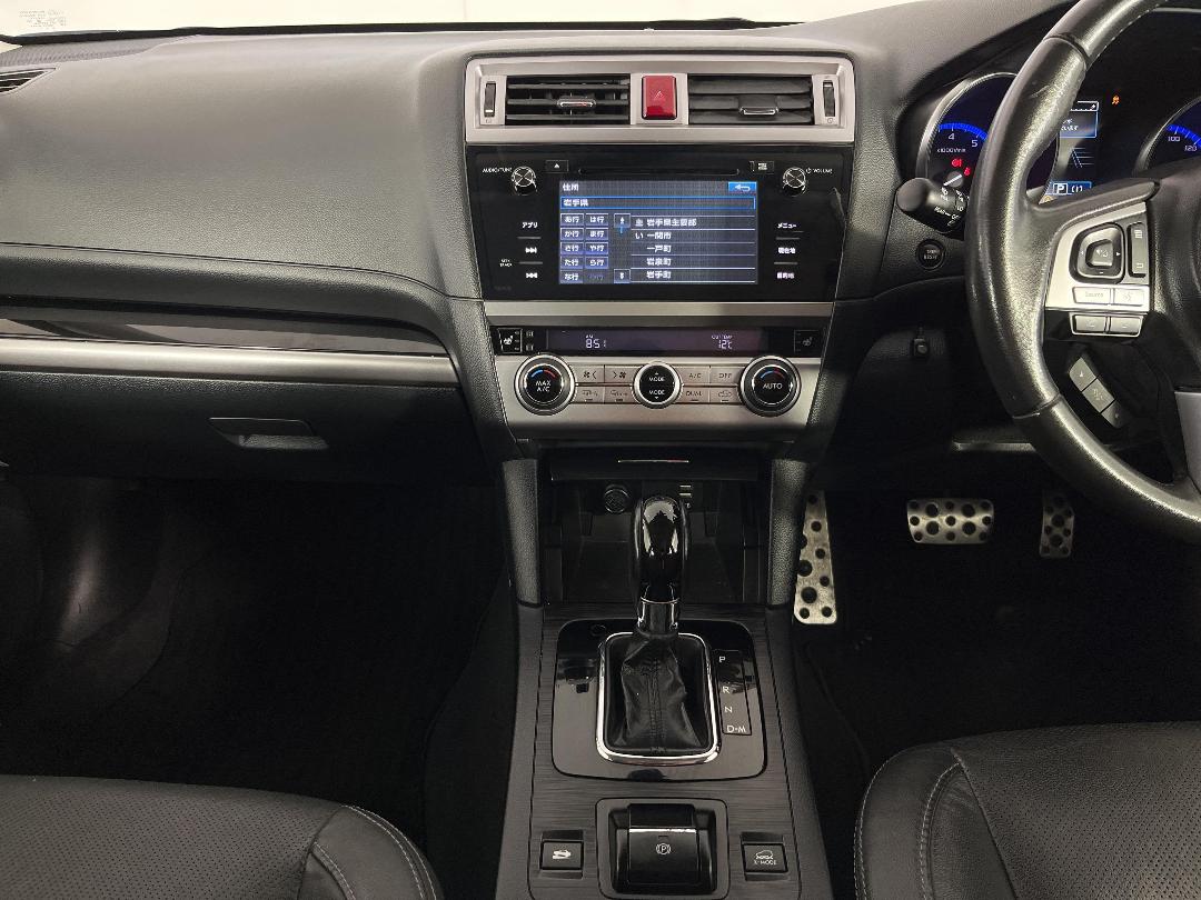 Photo '18' of Subaru Outback Photo '18' of Subaru Outback