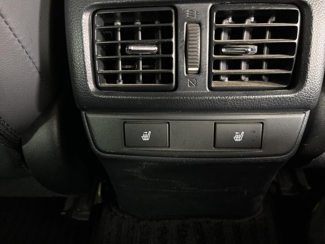 Photo '29' of Subaru Outback Photo '29' of Subaru Outback