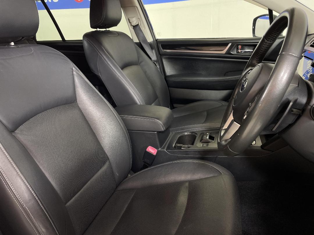 Photo '16' of Subaru Outback Photo '16' of Subaru Outback