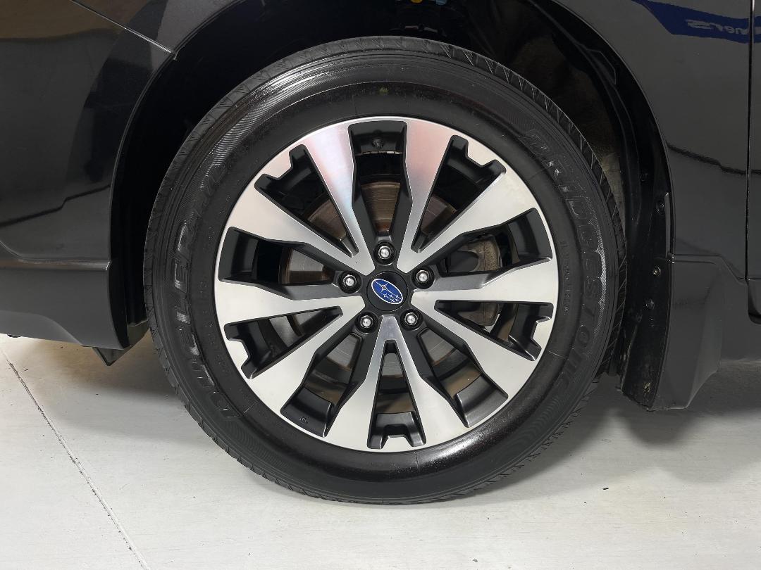 Photo '10' of Subaru Outback