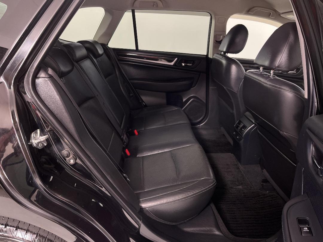 Photo '20' of Subaru Outback