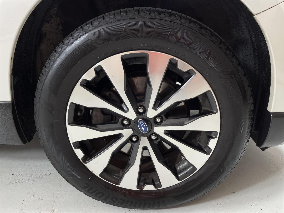 Photo '9' of Subaru Outback