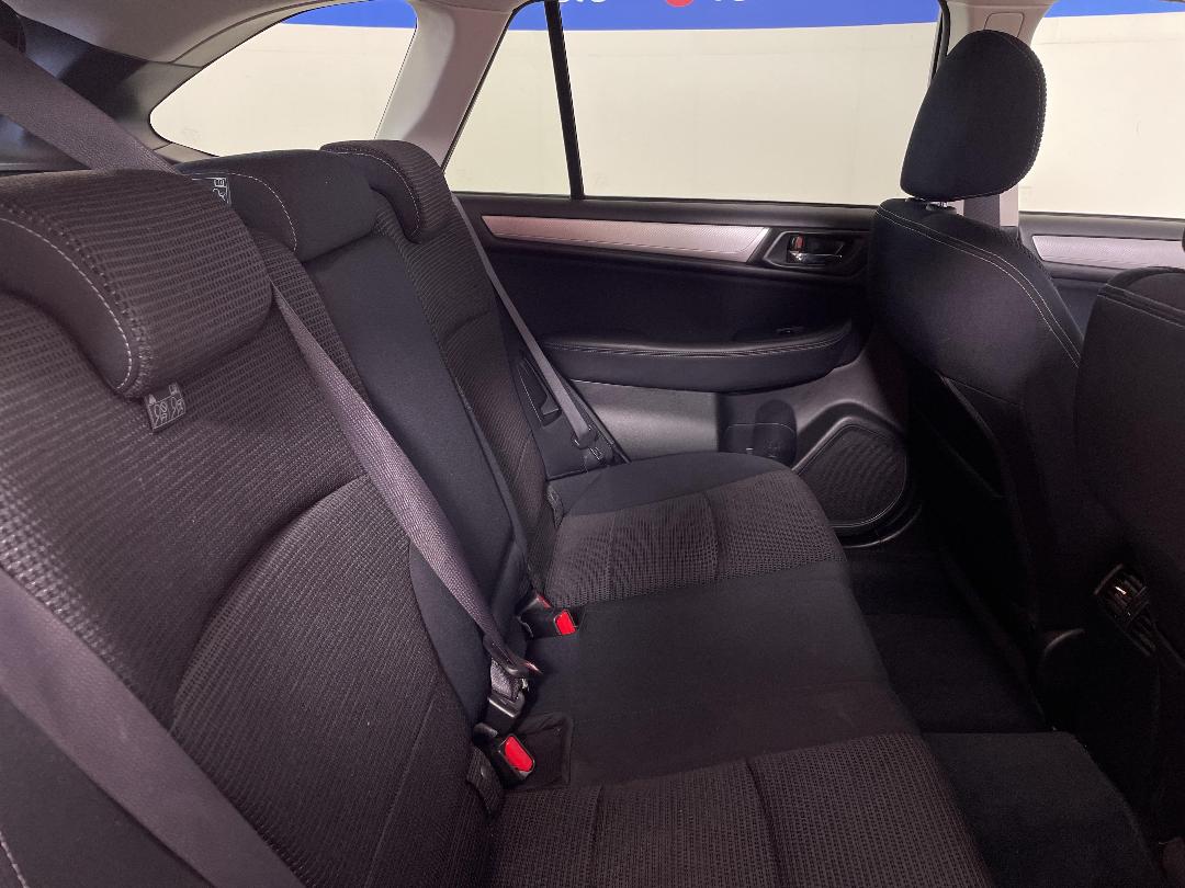 Photo '20' of Subaru Outback