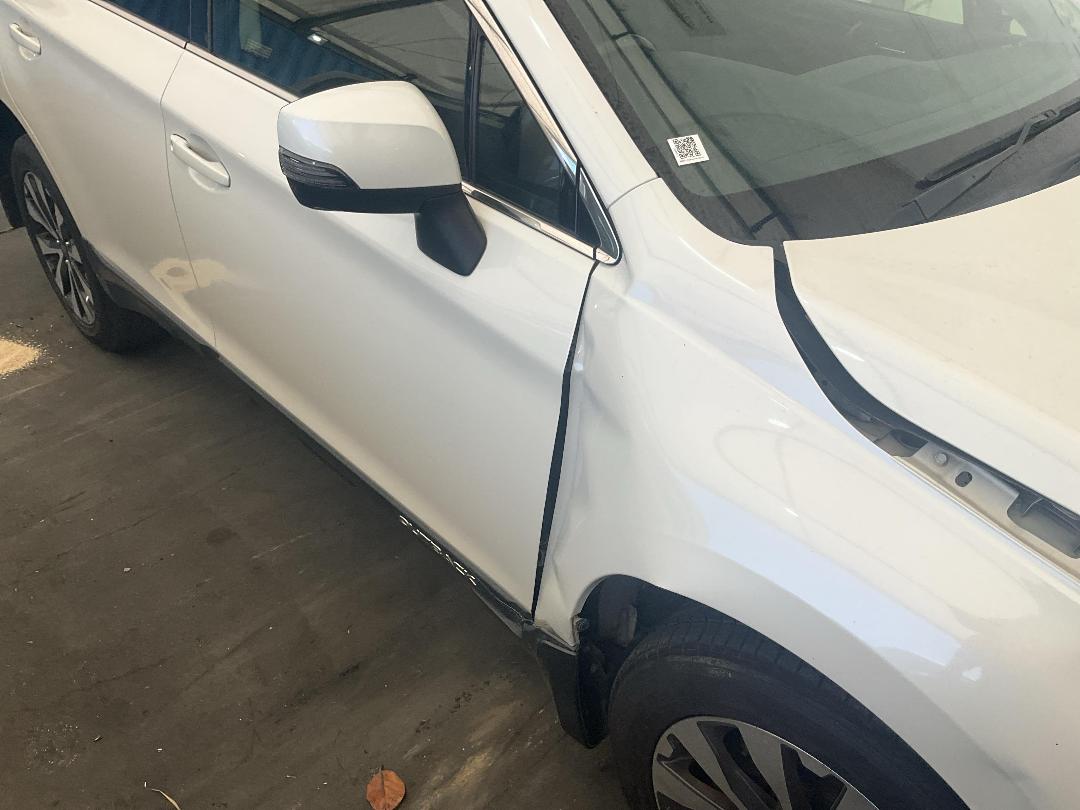 Photo '3' of Subaru Outback Premium