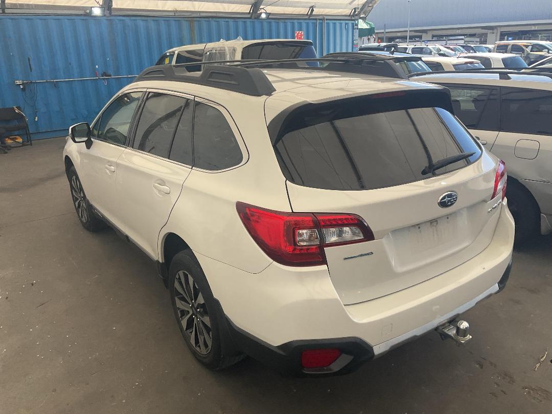 Photo '9' of Subaru Outback Premium
