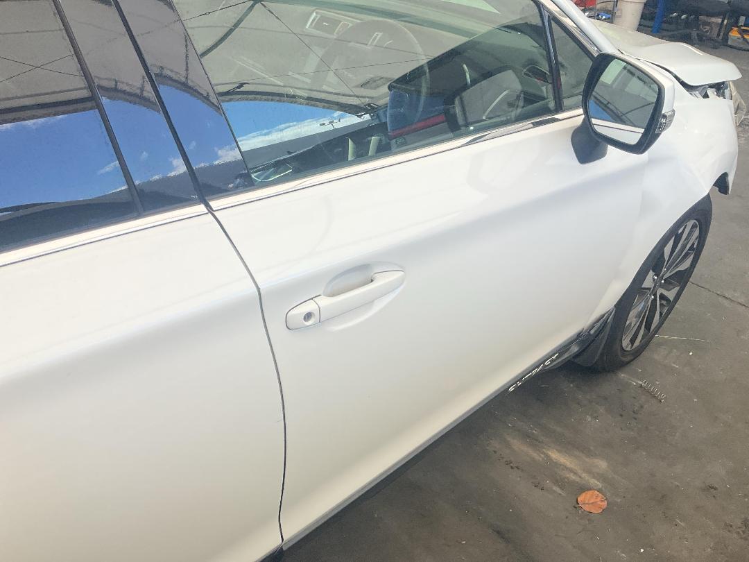 Photo '14' of Subaru Outback Premium