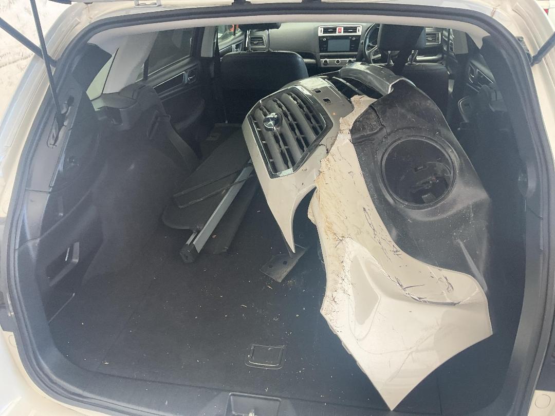 Photo '22' of Subaru Outback Premium