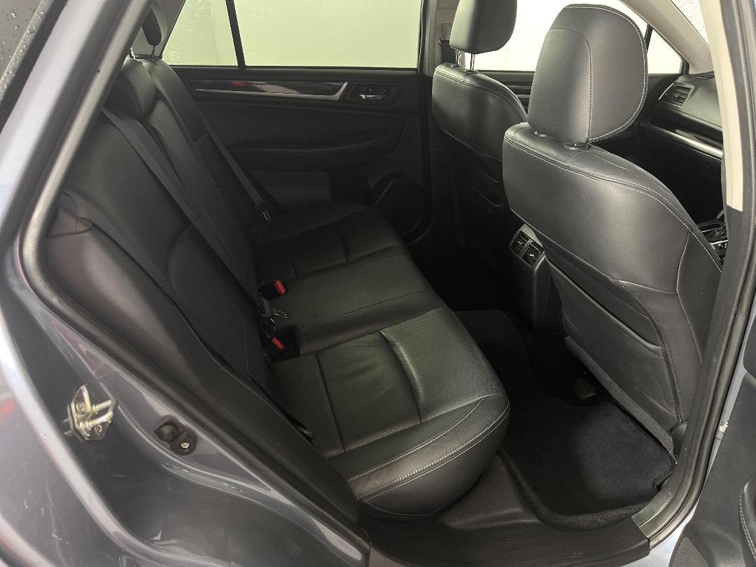 Photo '20' of Subaru Outback