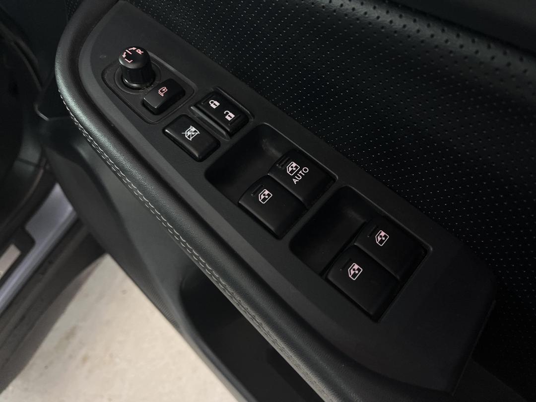 Photo '23' of Subaru Outback