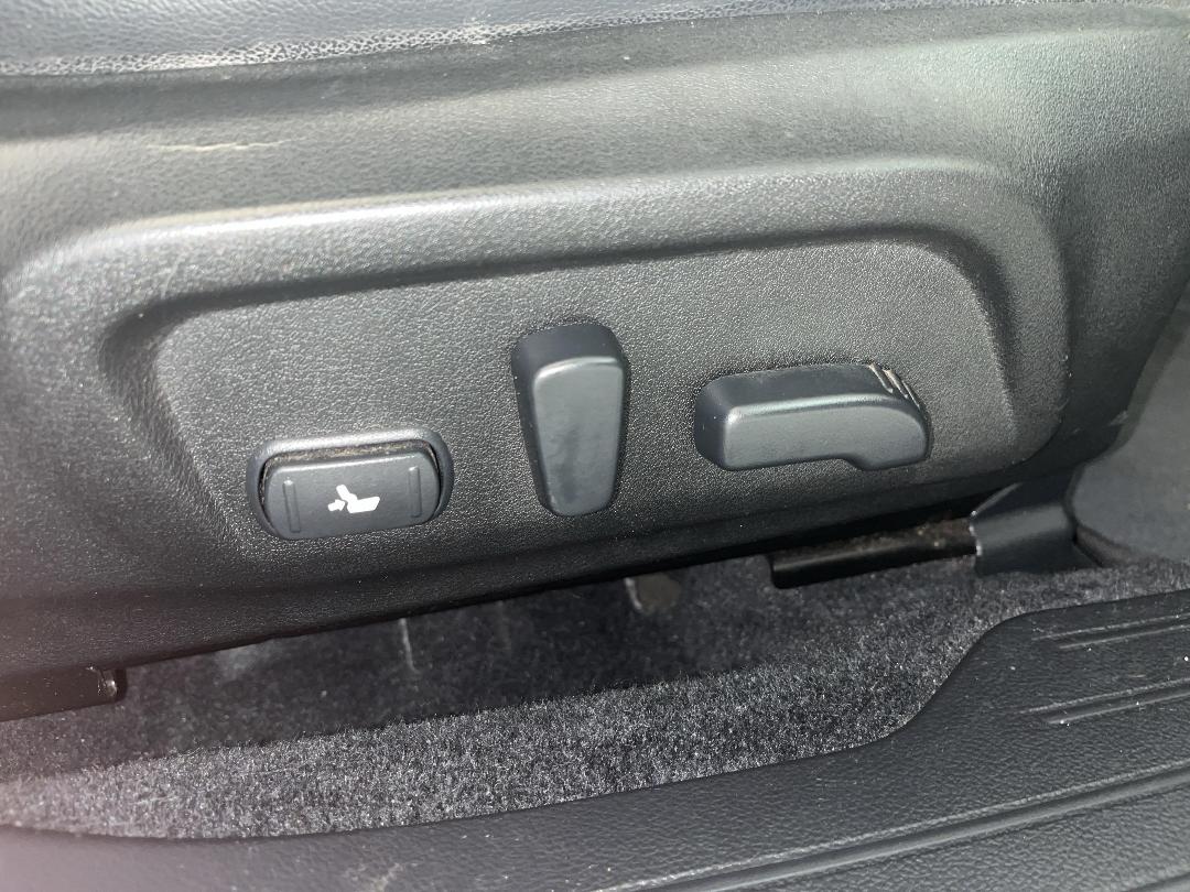 Photo '24' of Subaru Outback