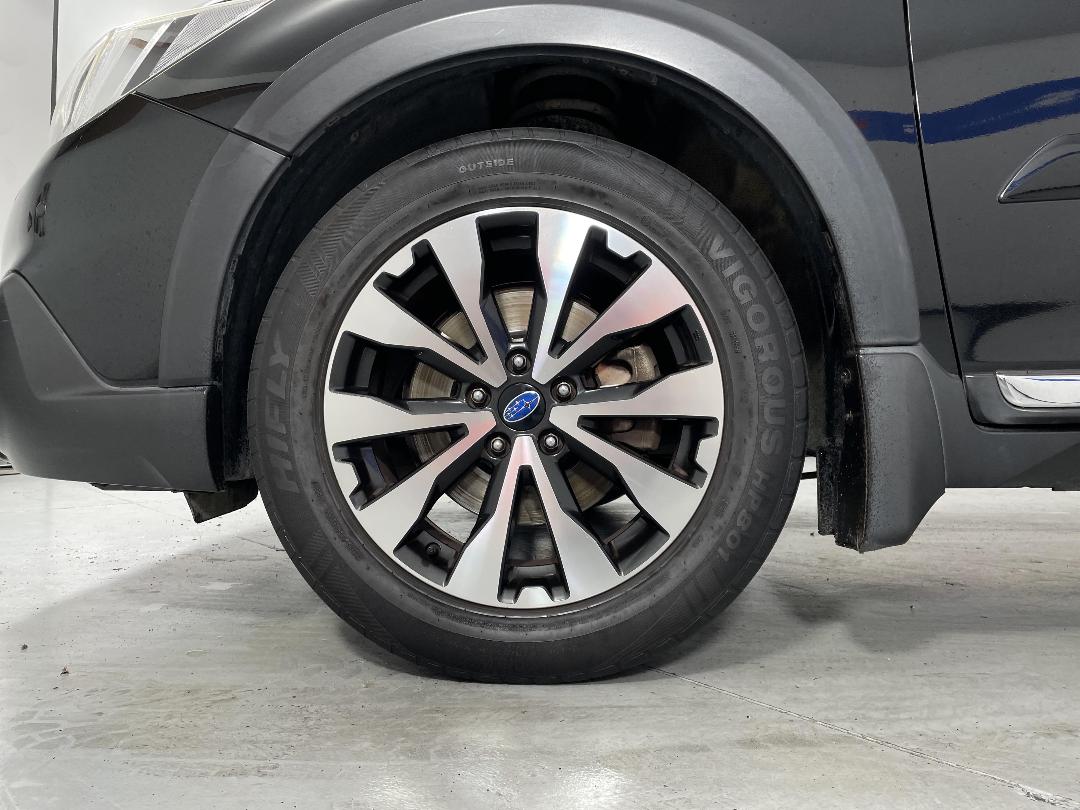 Photo '10' of Subaru Outback Photo '10' of Subaru Outback