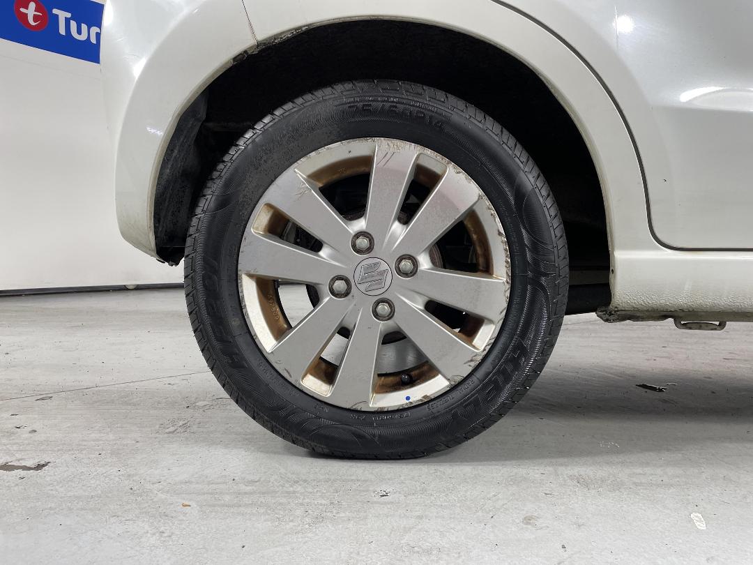 Photo '10' of Suzuki Alto GLX Photo '10' of Suzuki Alto GLX