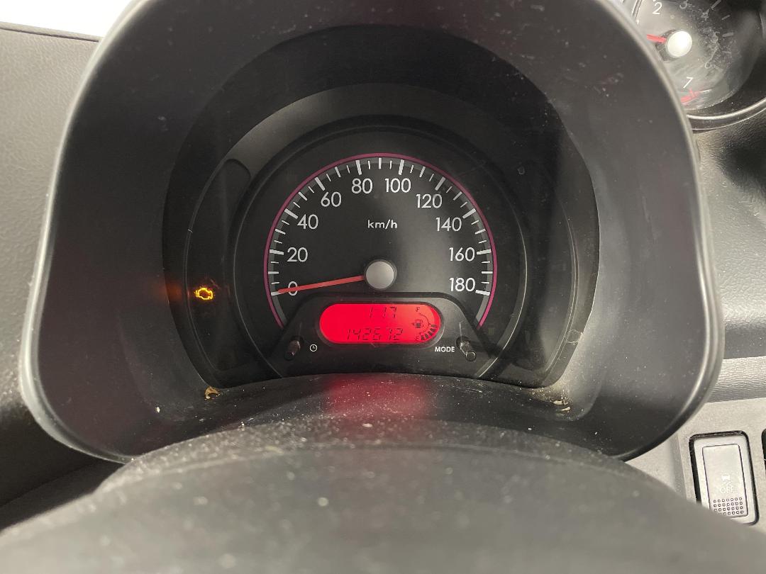 Photo '19' of Suzuki Alto GLX Photo '19' of Suzuki Alto GLX