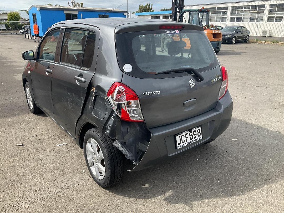 Photo '4' of Suzuki Celerio GLX Photo '4' of Suzuki Celerio GLX