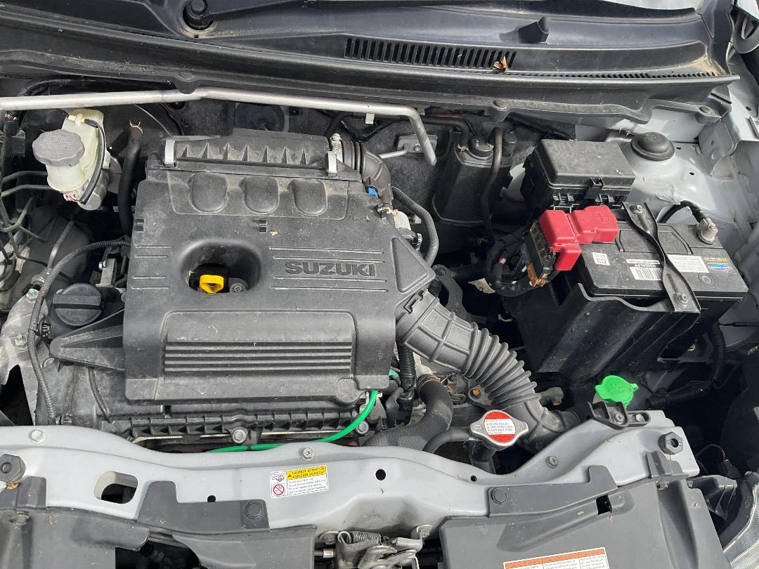 Photo '9' of Suzuki Celerio GLX Photo '9' of Suzuki Celerio GLX