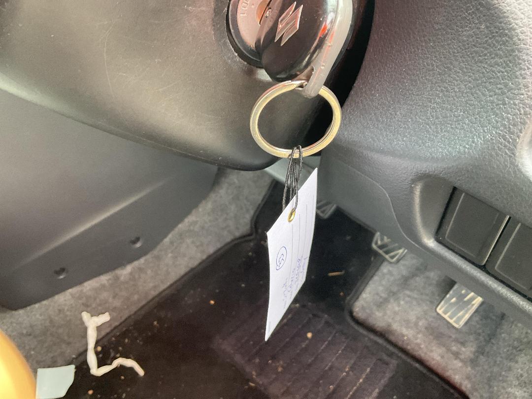 Photo '11' of Suzuki Celerio GLX Photo '11' of Suzuki Celerio GLX