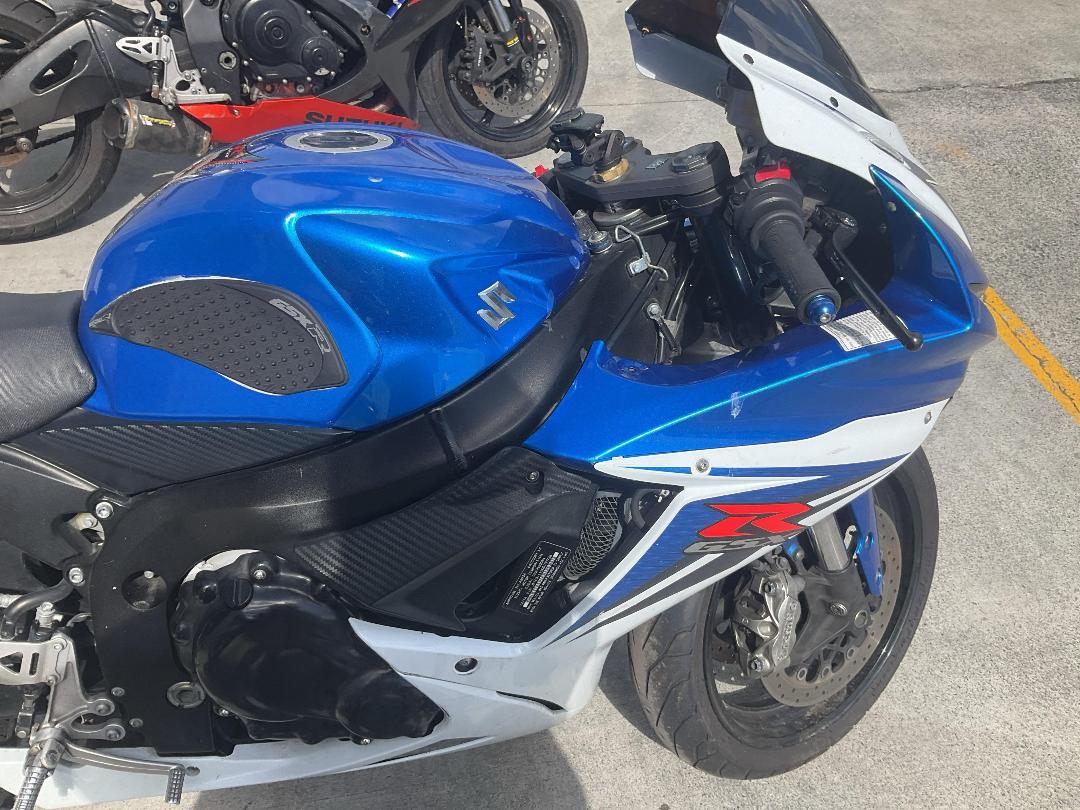 Photo '25' of Suzuki GSX-R600 no submodel Photo '25' of Suzuki GSX-R600 no submodel